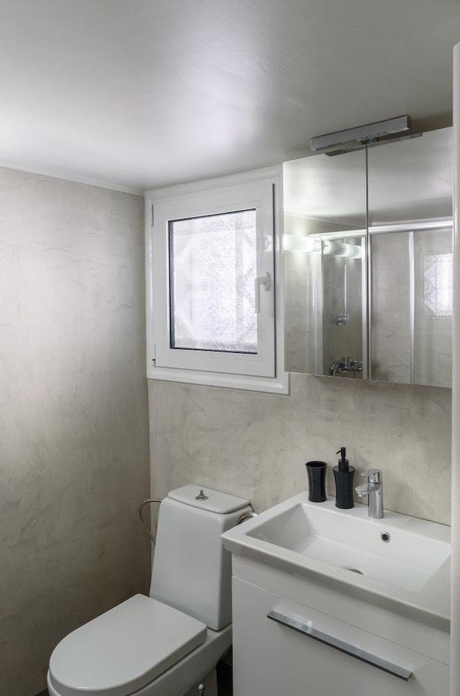 Modern Design Apartment Near Acropolis Athena Bagian luar foto